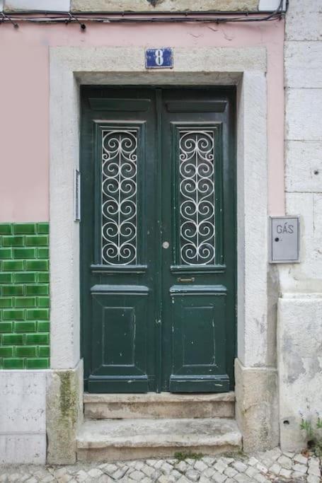 ליסבון C2 Bairro Alto 18Th Century Beautiful Apartment מראה חיצוני תמונה