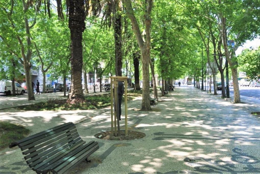 ליסבון C2 Bairro Alto 18Th Century Beautiful Apartment מראה חיצוני תמונה