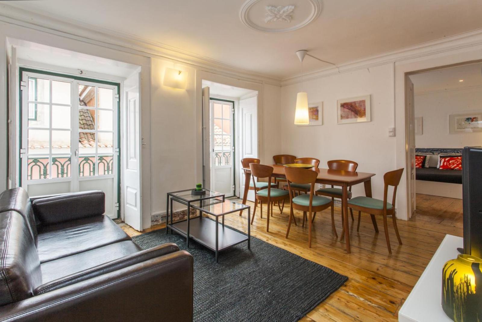 ליסבון C2 Bairro Alto 18Th Century Beautiful Apartment מראה חיצוני תמונה