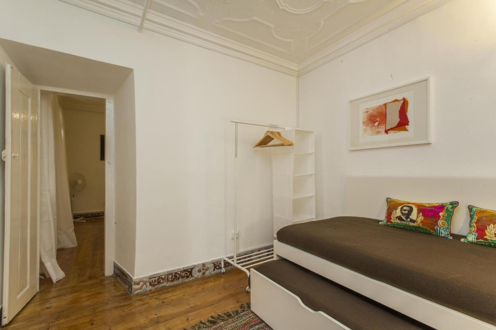 ליסבון C2 Bairro Alto 18Th Century Beautiful Apartment מראה חיצוני תמונה