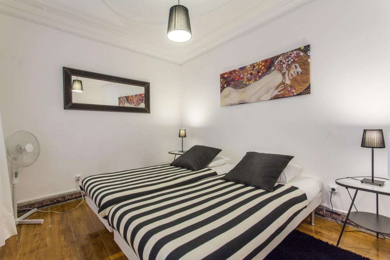 ליסבון C2 Bairro Alto 18Th Century Beautiful Apartment מראה חיצוני תמונה