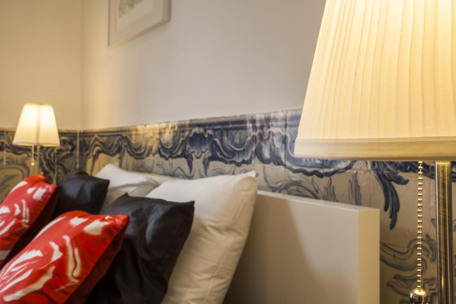 ליסבון C2 Bairro Alto 18Th Century Beautiful Apartment מראה חיצוני תמונה